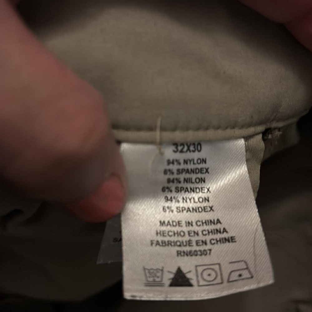 UNIONBAY Men's Khaki Chinos - Picture 8 of 9